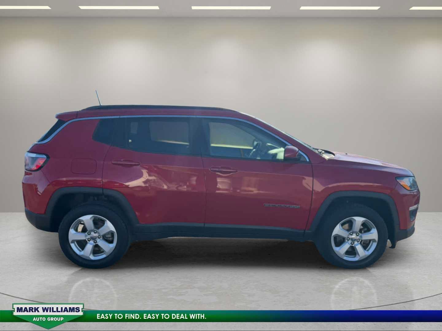 Used 2019 Jeep Compass Latitude w/ Popular Equipment Group AWD/4WD image 5