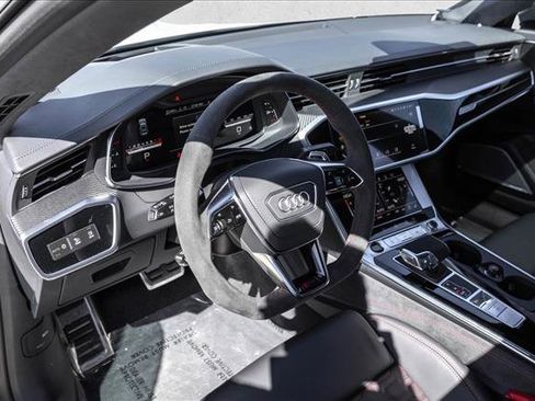 New 2025 Audi RS 7 Performance image 10