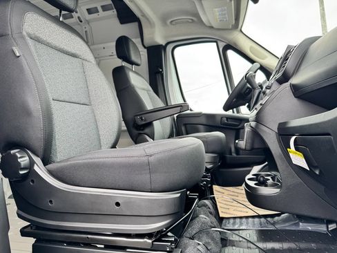 New 2026 RAM ProMaster 3500 w/ Quick Order Package 22G SLT FWD image 10