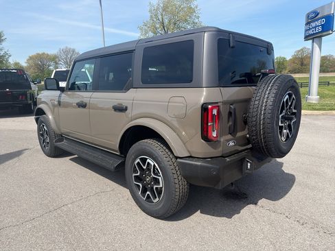 New 2026 Ford Bronco Outer Banks AWD/4WD image 7