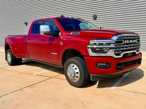 Used 2026 RAM 3500 Longhorn AWD/4WD image 1