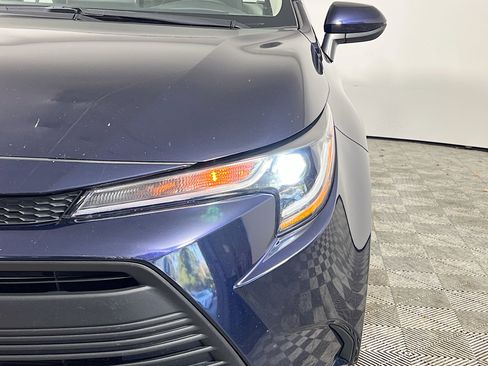 Used 2024 Toyota Corolla LE FWD image 12