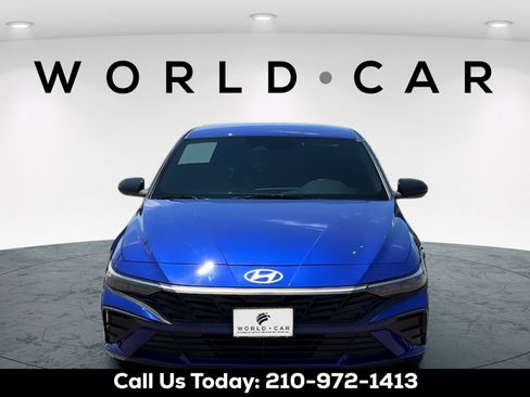 Certified 2025 Hyundai Elantra Sport FWD image 2