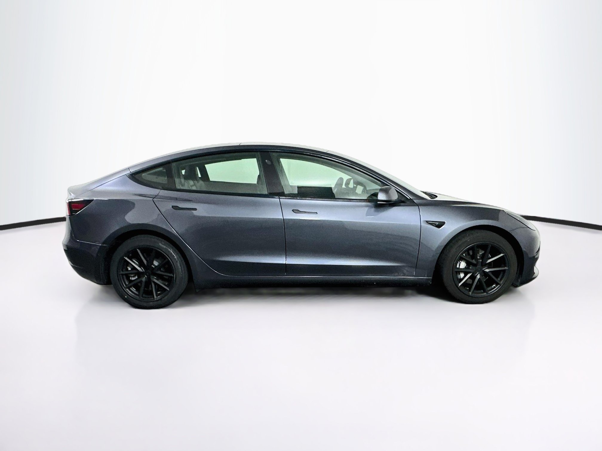 Used 2021 Tesla Model 3 Standard Range Plus RWD image 10