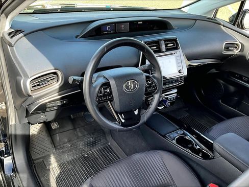 Certified 2022 Toyota Prius Prime LE image 17