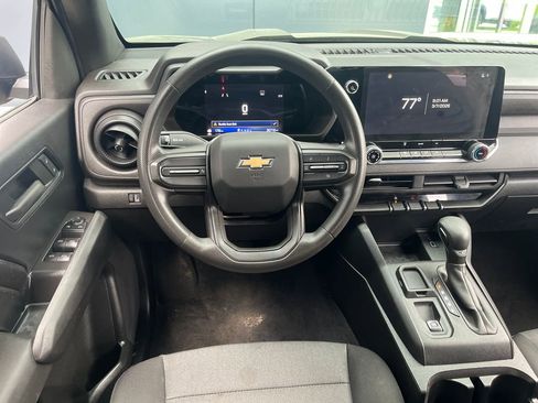 Used 2023 Chevrolet Colorado W/T image 14