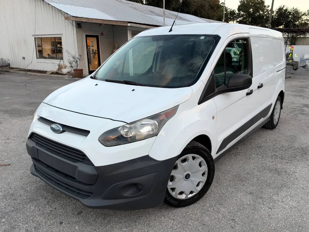Used 2018 Ford Transit Connect XL FWD image 3
