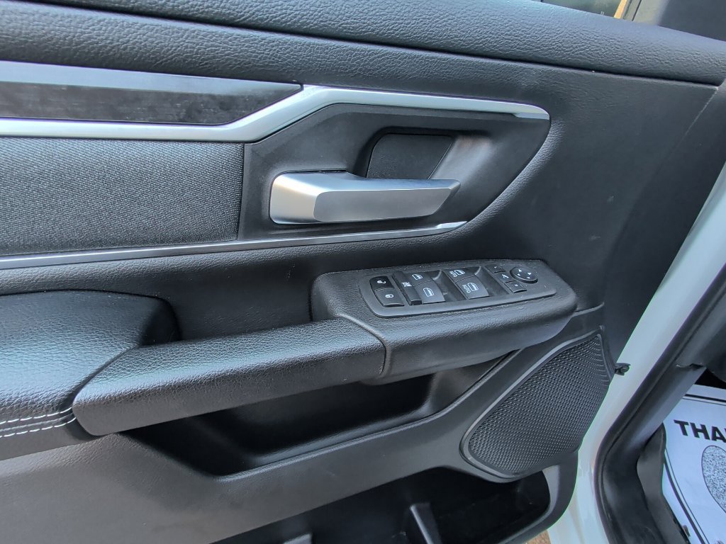 Used 2022 RAM 1500 Big Horn AWD/4WD image 12
