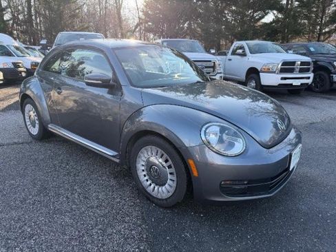 Used 2014 Volkswagen Beetle 2.5 image 7