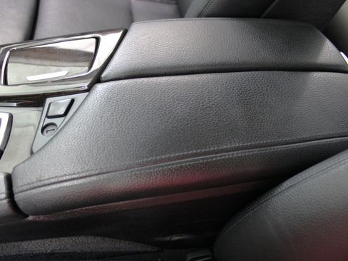 Used 2011 BMW 528i Sedan image 67