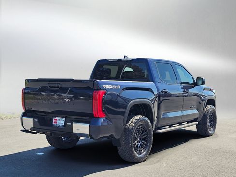 Used 2025 Toyota Tundra SR5 w/ TRD Off-Road Package AWD/4WD image 6