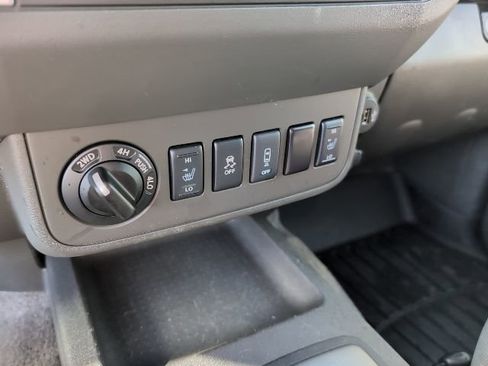 Used 2018 Nissan Frontier SV w/ Value Truck Package image 18