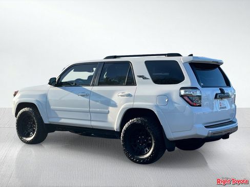Certified 2023 Toyota 4Runner TRD Off-Road Premium AWD/4WD image 5