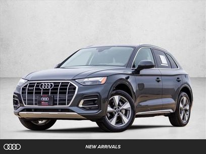 Used 2024 Audi Q5 2.0T Premium w/ Convenience Package