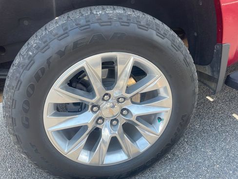 Used 2022 Chevrolet Silverado 1500 LTZ AWD/4WD image 14