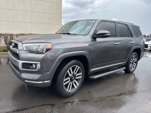 Used 2017 Toyota 4Runner Limited image 7
