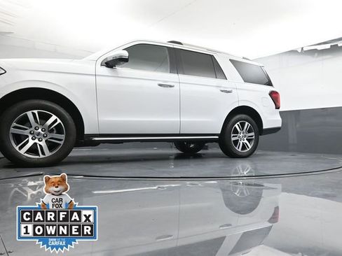 Used 2023 Ford Expedition Limited AWD/4WD image 29