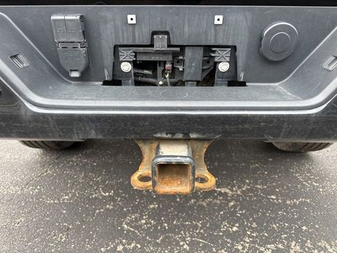 Used 2023 GMC Sierra 2500 Denali w/ Denali Black Diamond Edition image 10