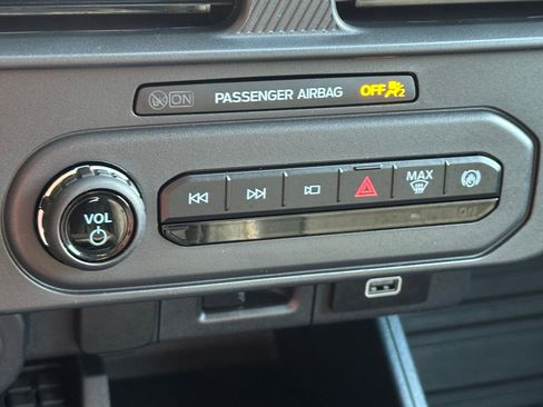 Used 2025 Ford Maverick Tremor image 29