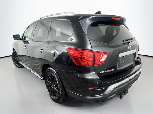 Used 2019 Nissan Pathfinder SL AWD/4WD image 5