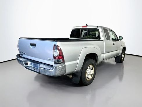 Used 2012 Toyota Tacoma 4x4 Access Cab w/ SR5 Pkg image 6