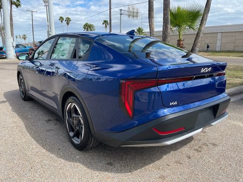 New 2026 Kia K4 EX image 5