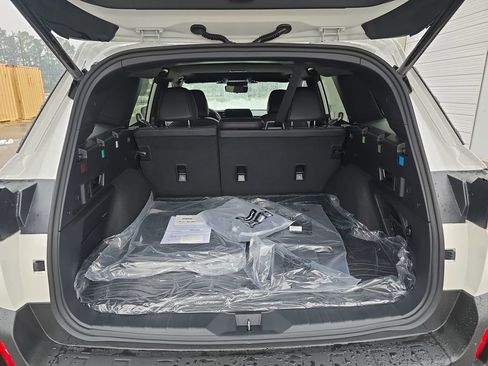 New 2026 Subaru Outback Touring XT AWD/4WD image 11