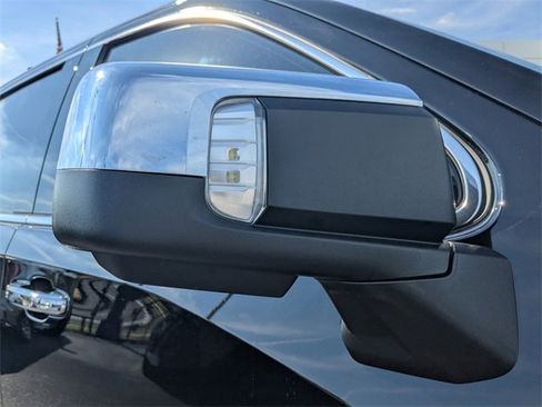 Used 2023 GMC Sierra 1500 Denali w/ Denali Reserve Package image 12