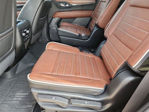 Used 2024 GMC Yukon Denali Ultimate AWD/4WD image 26