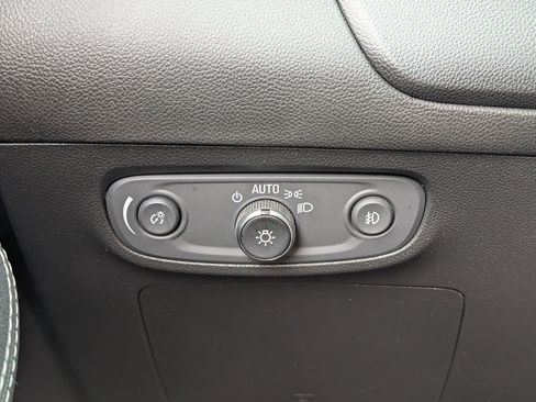Used 2021 Buick Encore GX Select AWD/4WD image 19