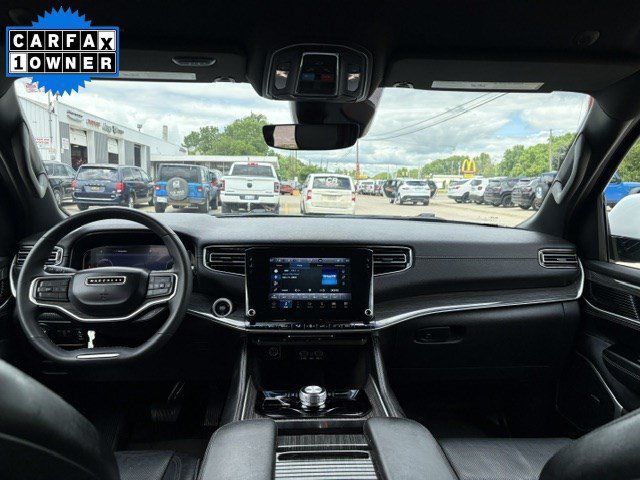 Used 2022 Jeep Wagoneer Series II AWD/4WD image 14