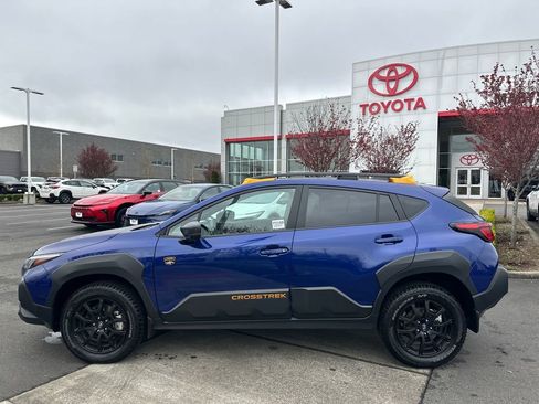 Used 2024 Subaru Crosstrek 2.5i Wilderness w/ Crosstrek Mirror Package AWD/4WD image 2