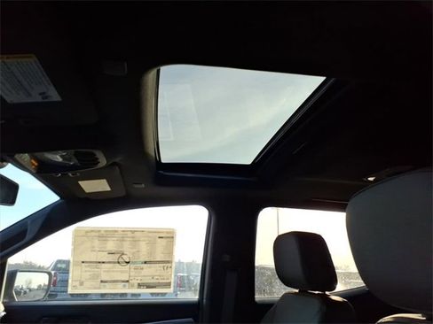 New 2026 Chevrolet Colorado ZR2 w/ Technology Package image 8