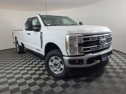 New 2026 Ford F250 XLT image 1