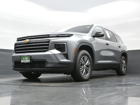 Used 2024 Chevrolet Traverse LT AWD/4WD image 29