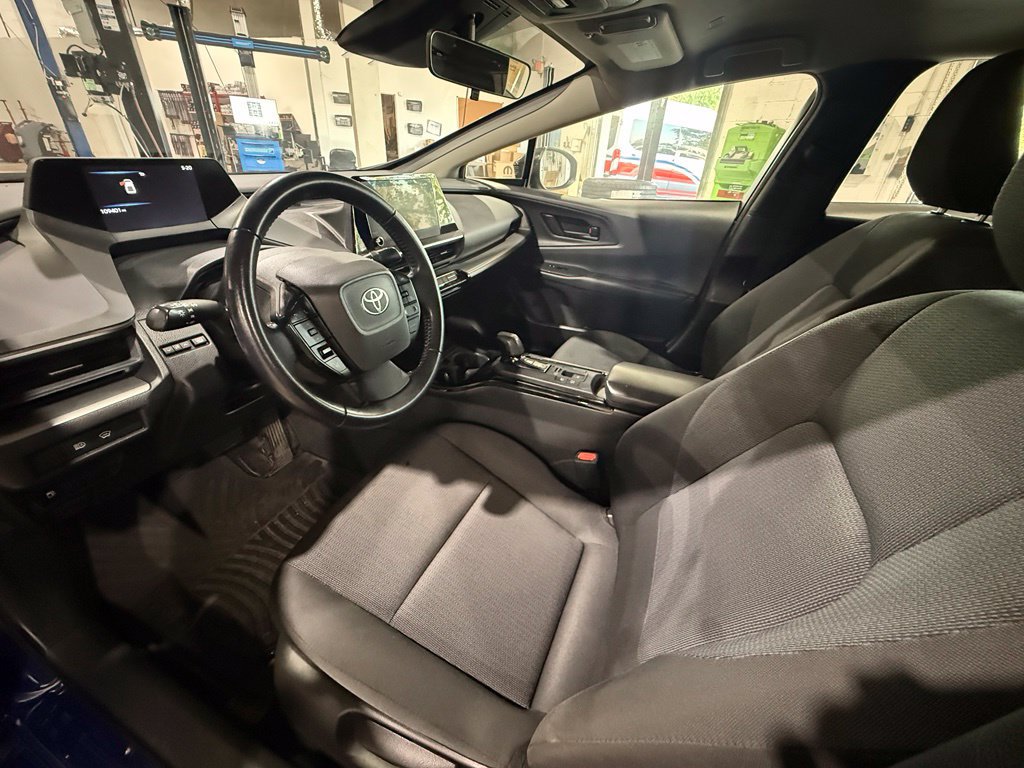 Used 2023 Toyota Prius LE FWD image 21