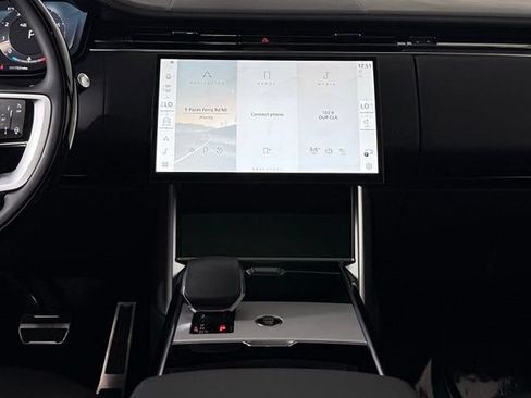 New 2025 Land Rover Range Rover Long Wheelbase SE AWD/4WD image 25