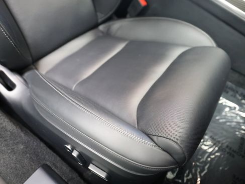 Used 2022 Tesla Model S Plaid AWD/4WD image 35