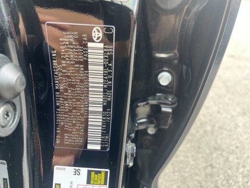 Used 2026 Toyota Corolla LE FWD image 31