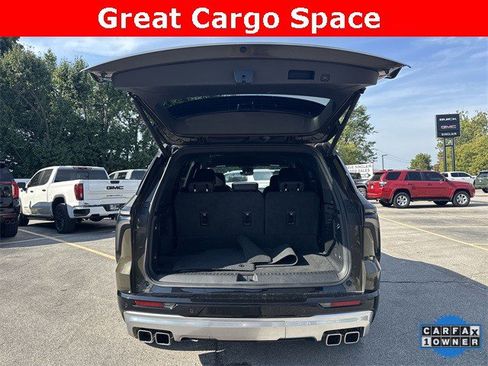 Used 2024 Chevrolet Traverse RS image 28