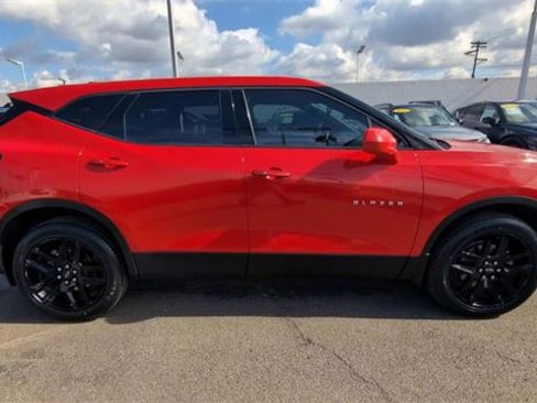 Used 2020 Chevrolet Blazer LT image 9