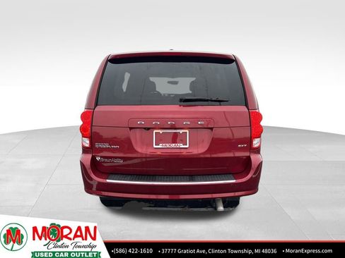 Used 2015 Dodge Grand Caravan SXT image 4