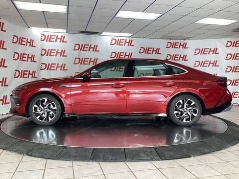 Used 2025 Hyundai Sonata SEL AWD/4WD image 4
