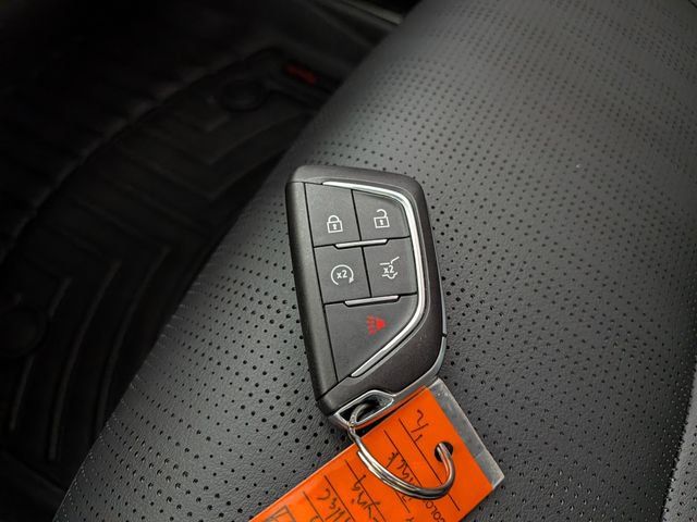 Used 2023 Cadillac Lyriq 2WD image 37