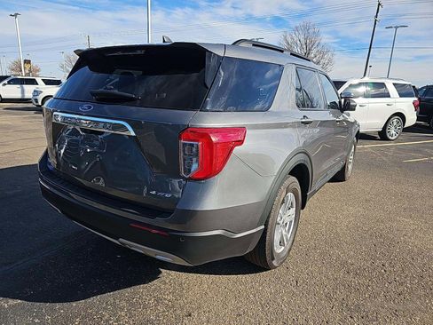 Used 2023 Ford Explorer XLT w/ Equipment Group 202A image 3