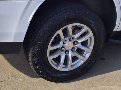 Certified 2024 Chevrolet Tahoe LT RWD image 6