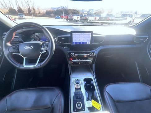 Used 2023 Ford Explorer ST-Line w/ Class IV Trailer Tow Package image 13