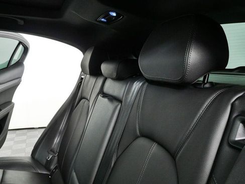 Used 2023 Alfa Romeo Stelvio Sprint RWD image 7