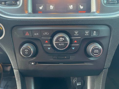 Used 2012 Dodge Charger SXT Plus image 37