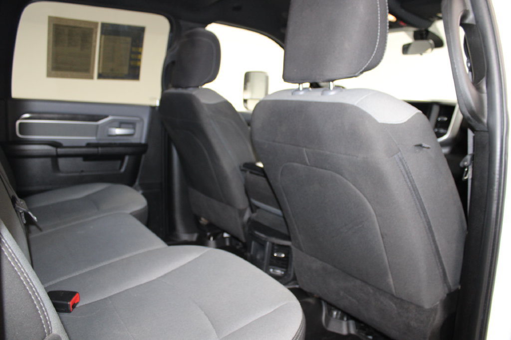 Used 2022 RAM 2500 Big Horn AWD/4WD image 31